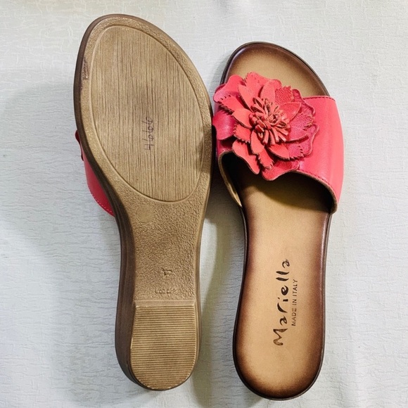 MARIELLA MADE IN ITALY LEATHER FLOWER SLIDES - Picture 2 of 5